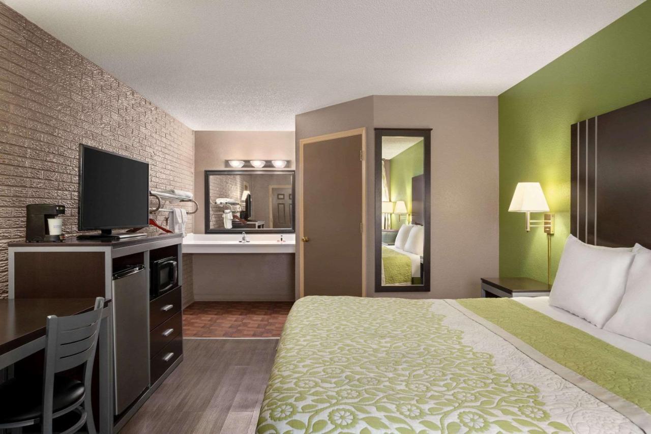 Days Inn By Wyndham Hardeeville/ I-95 State Line Екстериор снимка
