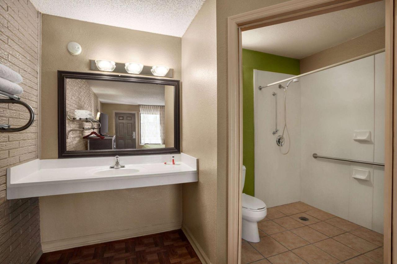 Days Inn By Wyndham Hardeeville/ I-95 State Line Екстериор снимка
